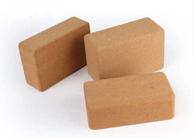 Ekologiczne, wytrzymałe klocki – Yoga Block Cork recenzja i cena